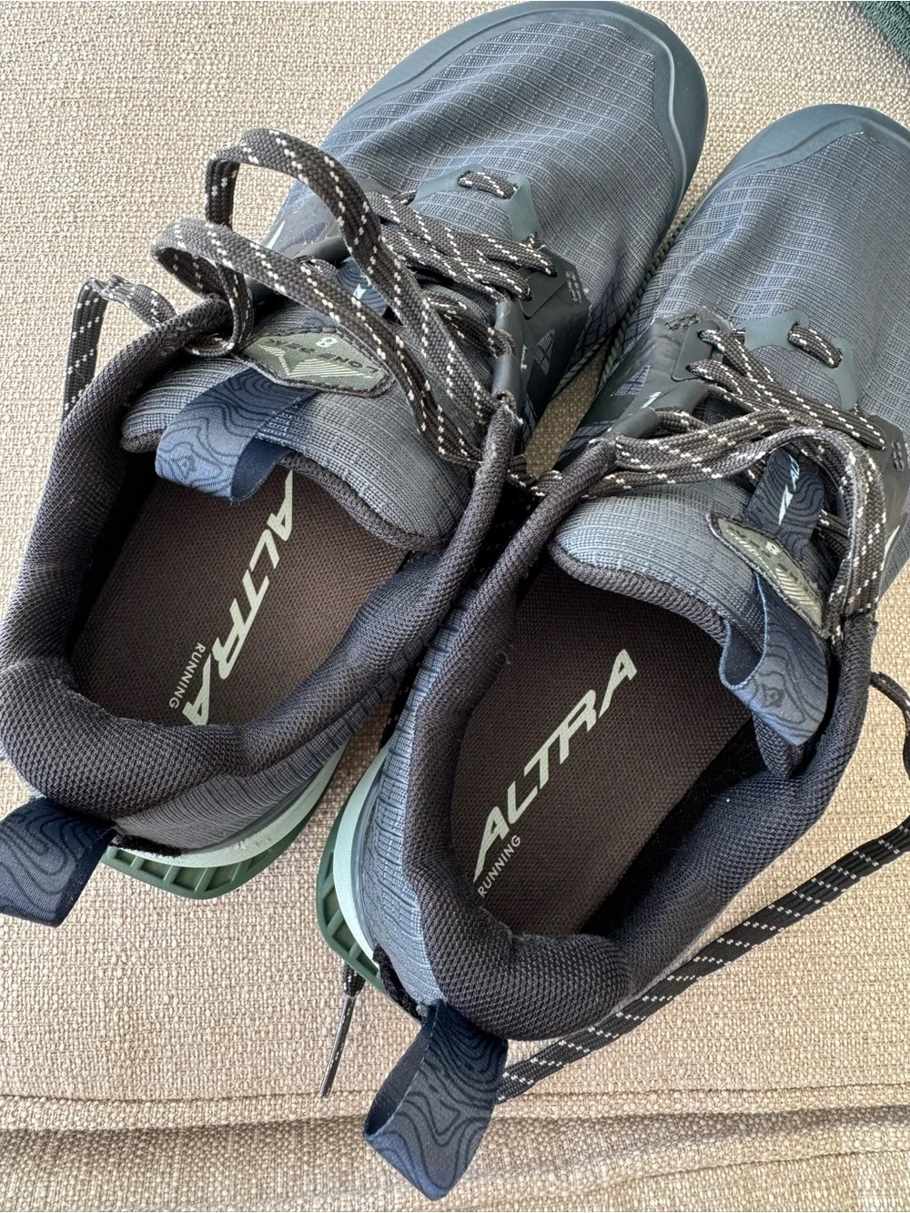 ALTRA |   Lone Peak 8 Wide Trail Running Hiking Shoes Women’s 9 wide Gray Blue